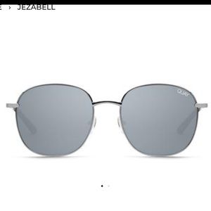 QUAY SUNGLASSES IN STYLE JEZABELL